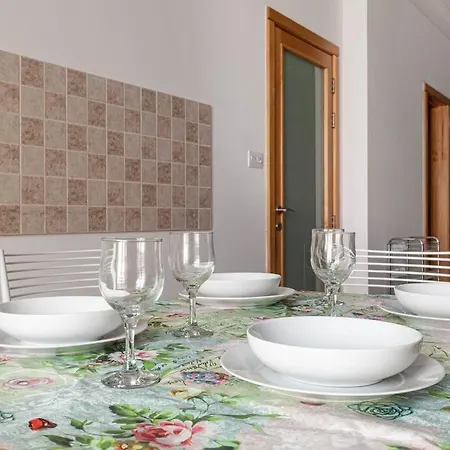 Apartment Beautiful Designed Seaside Apt In Hotspot By 360 Estates *