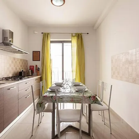 Beautiful Designed Seaside Apt In Hotspot By 360 Estates * Sliema