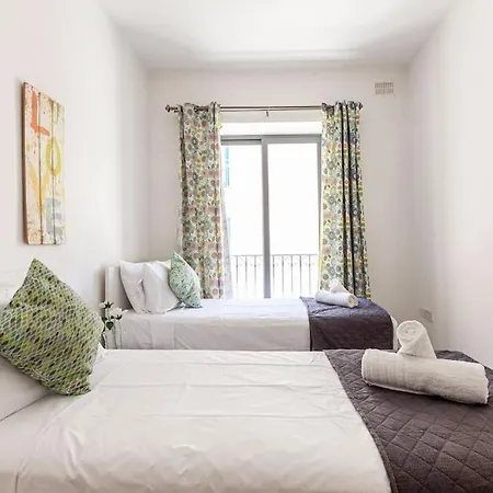 Beautiful Designed Seaside Apt In Hotspot By 360 Estates Appartement Sliema