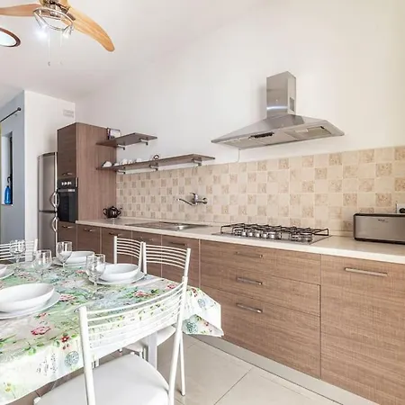 דירה Beautiful Designed Seaside Apt In Hotspot By 360 Estates